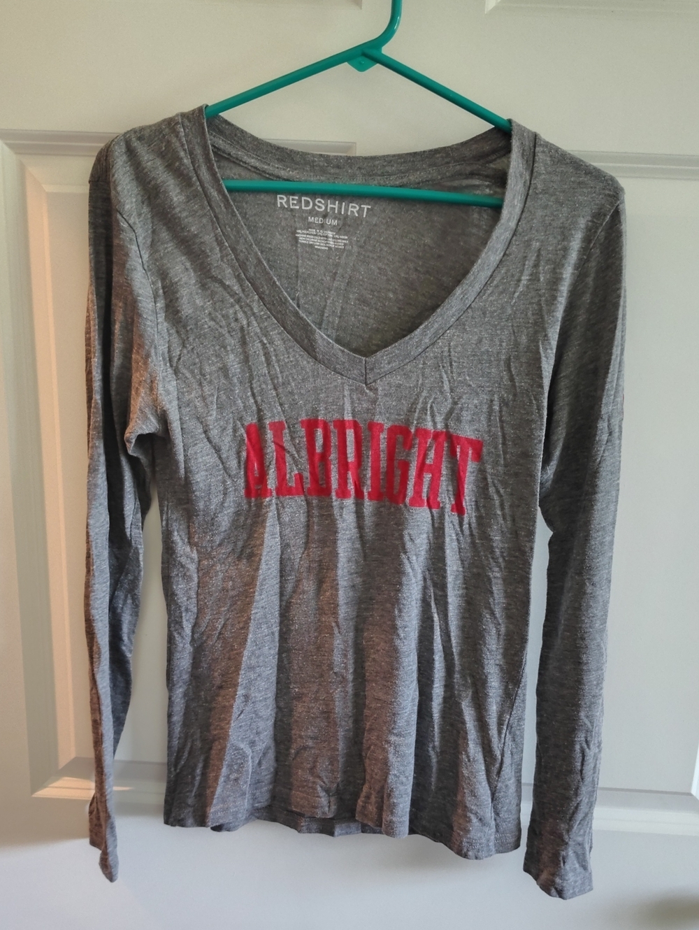 Albright REDSHIRT Gray V-Neck Tee - Medium